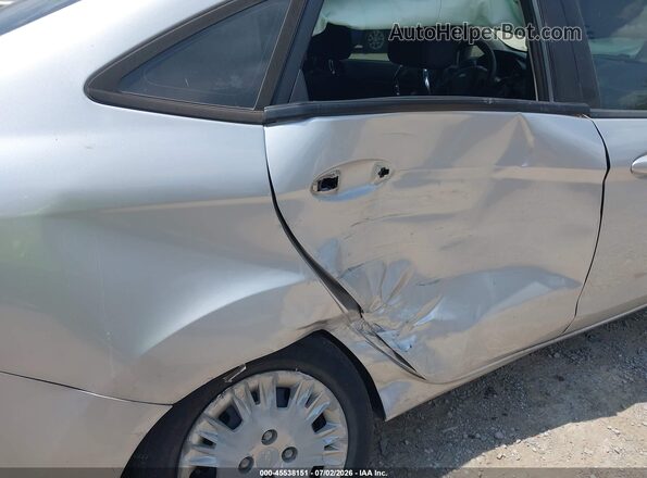 3FADP4AJ4KM101396 2019 FORD FIESTA Silver Widok z przodu