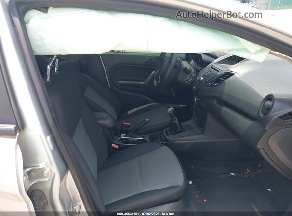 3FADP4AJ4KM101396 2019 FORD FIESTA Silver Widok wnętrza z przodu