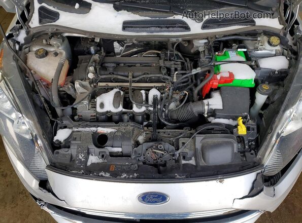 3FADP4AJ4KM126413 2019 FORD FIESTA Серебряный Вид задней части салона
