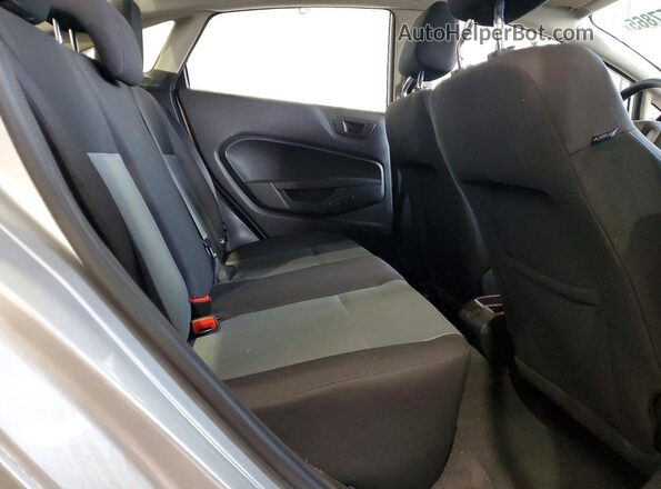3FADP4AJ4KM126413 2019 FORD FIESTA Серебряный Вид задних сидений