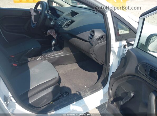 3FADP4AJ4KM129182 2019 FORD FIESTA White Widok wnętrza z przodu