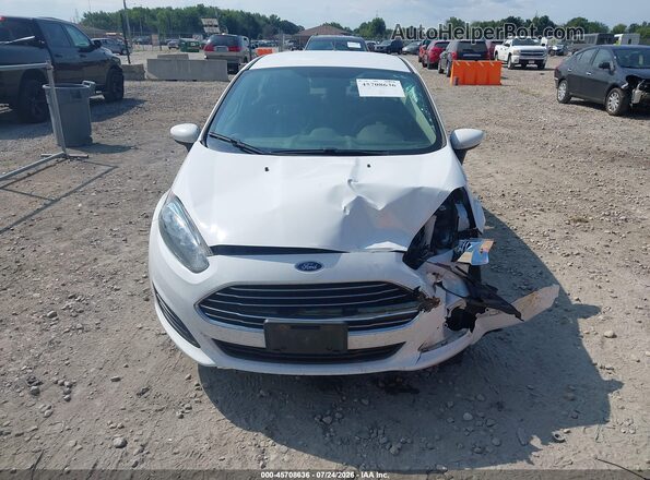 3FADP4AJ4KM129182 2019 FORD FIESTA White Widok wnętrza z tyłu