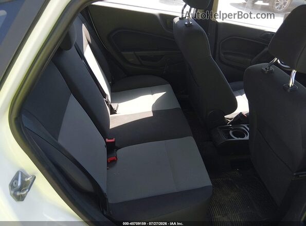 3FADP4AJ5HM170672 2017 FORD FIESTA White Вид наклейки з VIN-кодом