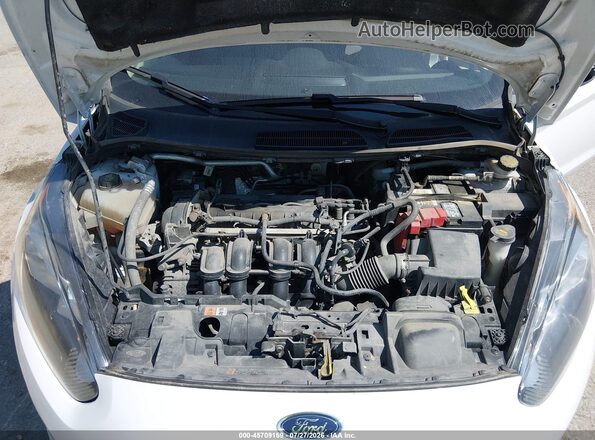 3FADP4AJ5HM170672 2017 FORD FIESTA White Вид ззаду