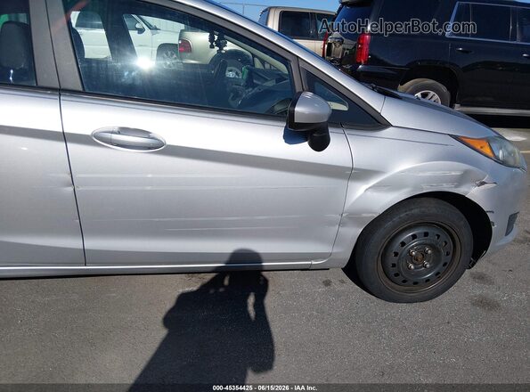 3FADP4AJ5KM161669 2019 FORD FIESTA Silver Սալոնի հետևի տեսք