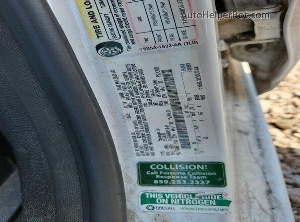 3FADP4AJ7HM103698 2017 FORD FIESTA White Widok naklejki z numerem VIN