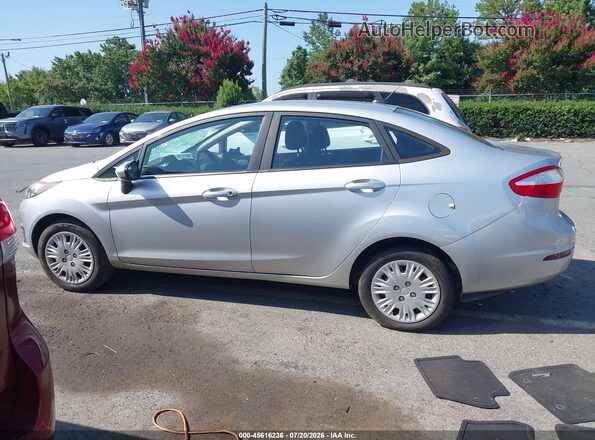 3FADP4AJ7KM119567 2019 FORD FIESTA Silver 360 interior view