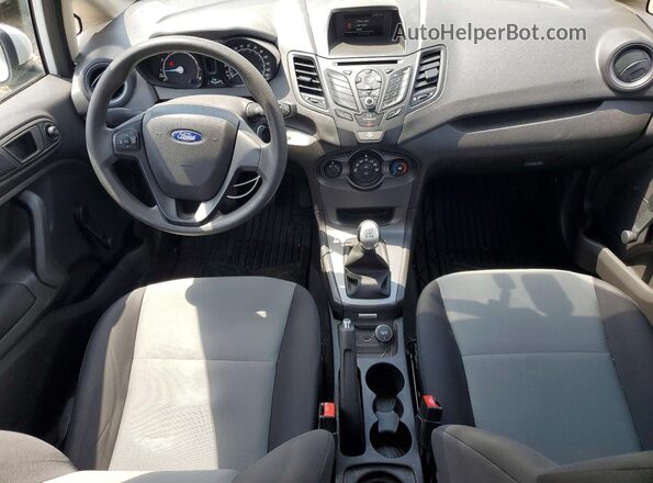 3FADP4AJ8JM100475 2018 FORD FIESTA White Widok deski rozdzielczej