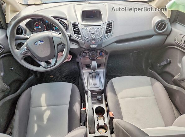 3FADP4AJ8JM134965 2018 FORD FIESTA Black Առջևի վահանակի տեսք