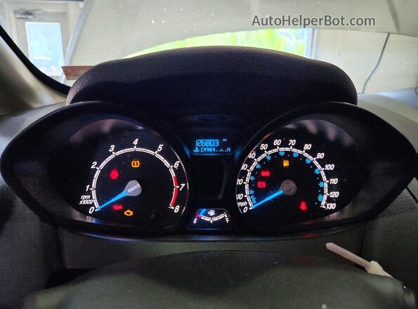 3FADP4AJ8KM151055 2019 FORD FIESTA Silver Widok zestawu wskaźników