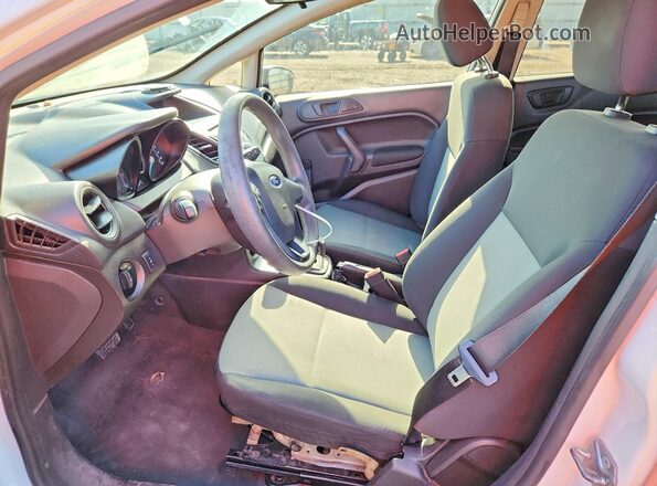 3FADP4AJXHM122438 2017 FORD FIESTA White წინა სალონის ხედი