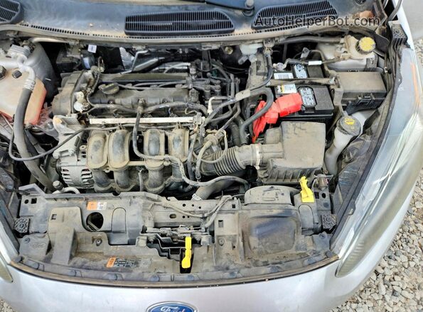 3FADP4AJXKM131650 2019 FORD FIESTA Silver Rear interior view