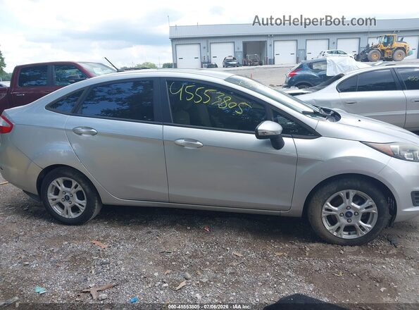3FADP4BJ0GM197100 2016 FORD FIESTA Silver Widok zestawu wskaźników