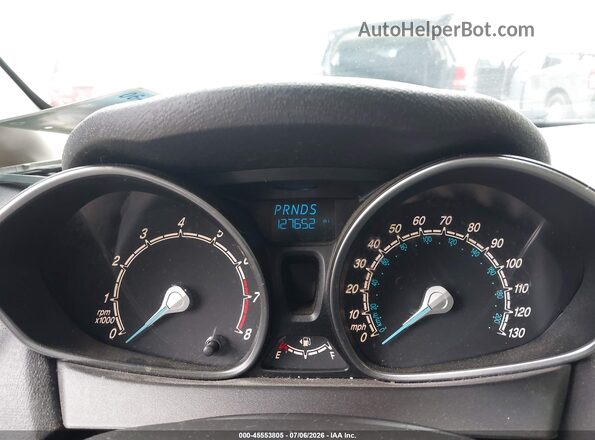 3FADP4BJ0GM197100 2016 FORD FIESTA Silver Widok z przodu