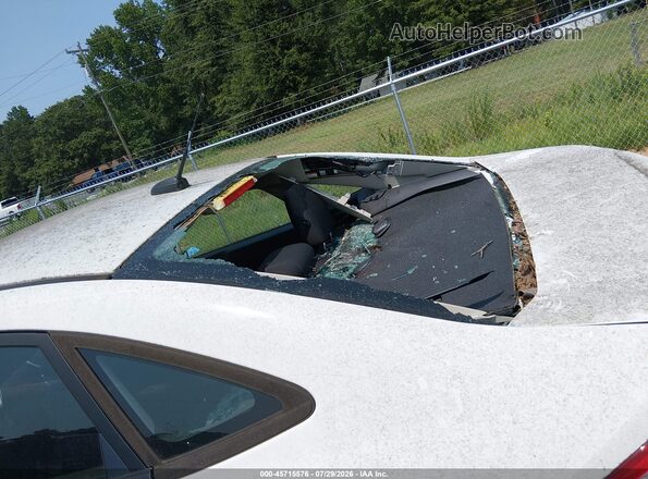 3FADP4BJ0HM140641 2017 FORD FIESTA Белый Вид спереди
