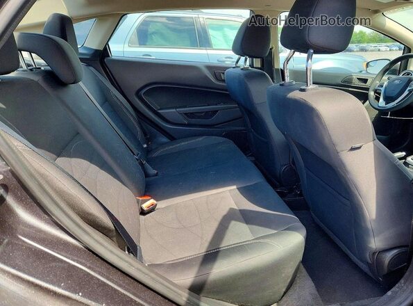 3FADP4BJ0HM167953 2017 FORD FIESTA Gray Widok tylnych siedzeń
