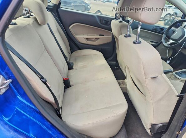 3FADP4BJ0JM129757 2018 FORD FIESTA Blue Widok tylnych siedzeń