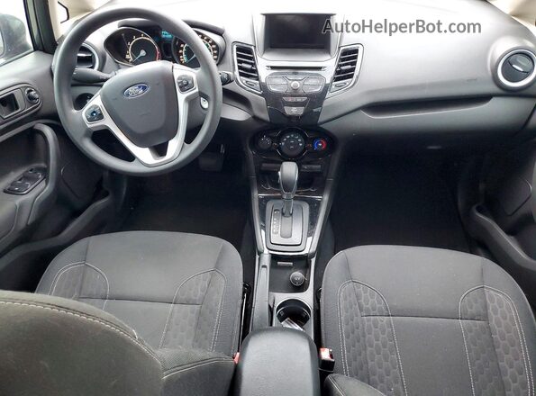 3FADP4BJ0KM117450 2019 FORD FIESTA Серый Вид панели приборов