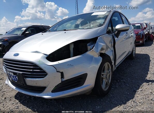 3FADP4BJ0KM131655 2019 FORD FIESTA Silver Front view