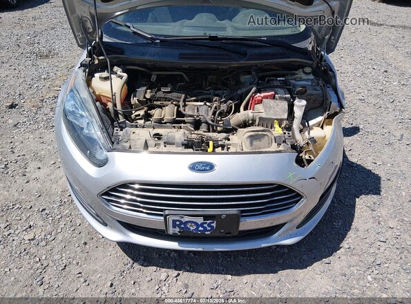 3FADP4BJ0KM131655 2019 FORD FIESTA Silver Rear view