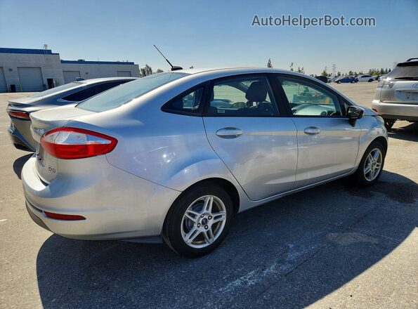 3FADP4BJ0KM138265 2019 FORD FIESTA Серебряный Задняя правая четверть
