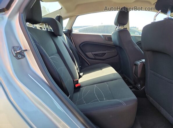 3FADP4BJ0KM138265 2019 FORD FIESTA Серебряный Вид задних сидений