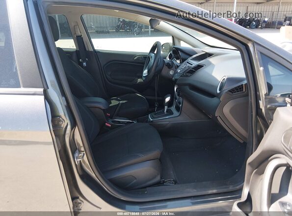 3FADP4BJ0KM157981 2019 FORD FIESTA Gray Front interior view