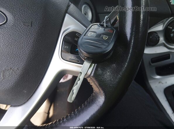 3FADP4BJ1GM133986 2016 FORD FIESTA Silver Vista del salpicadero