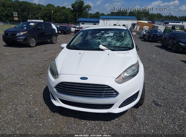 3FADP4BJ1HM131107 2017 FORD FIESTA Белый Вид щитка приборов
