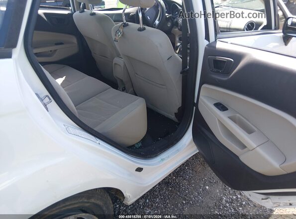 3FADP4BJ1HM131107 2017 FORD FIESTA Белый Вид наклейки с VIN-кодом
