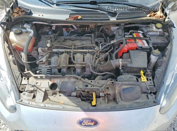 3FADP4BJ1HM156833 2017 FORD FIESTA Silver Widok wnętrza z tyłu