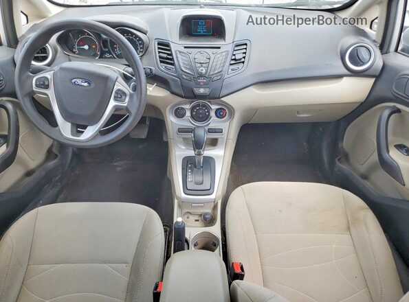 3FADP4BJ1HM156833 2017 FORD FIESTA Silver Widok deski rozdzielczej