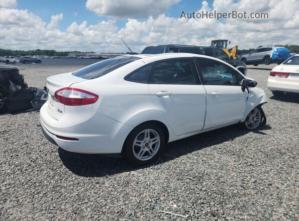 3FADP4BJ1JM133848 2018 FORD FIESTA White Задня права чверть