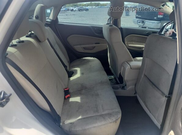 3FADP4BJ1JM133848 2018 FORD FIESTA White Вид задніх сидінь
