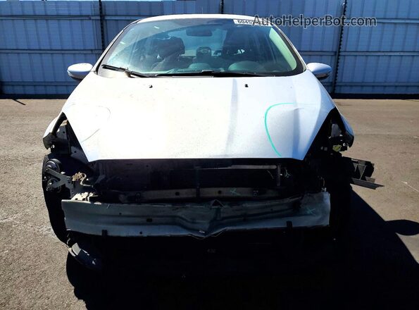 3FADP4BJ2GM141675 2016 FORD FIESTA Silver Դիմացի տեսք