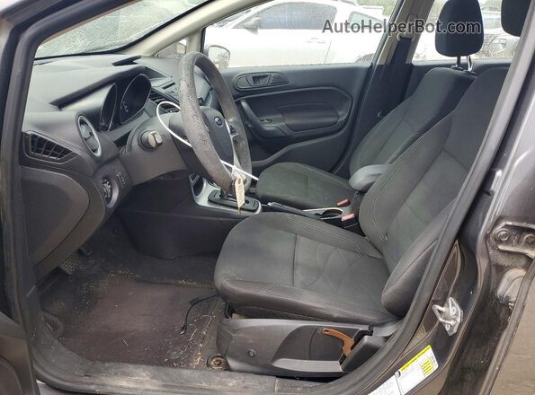 3FADP4BJ2HM102411 2017 FORD FIESTA Gray Vista interior delantera