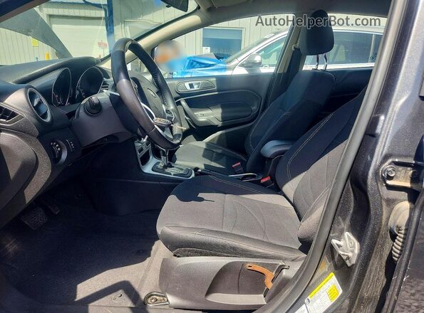3FADP4BJ3GM206453 2016 FORD FIESTA Черный Вид салона спереди