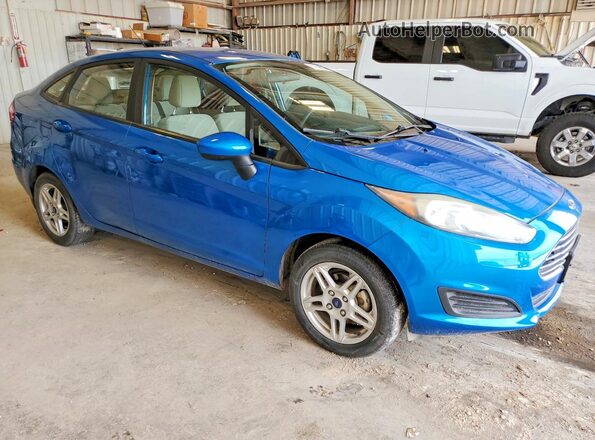 3FADP4BJ3HM135031 2017 FORD FIESTA Blue Front right
