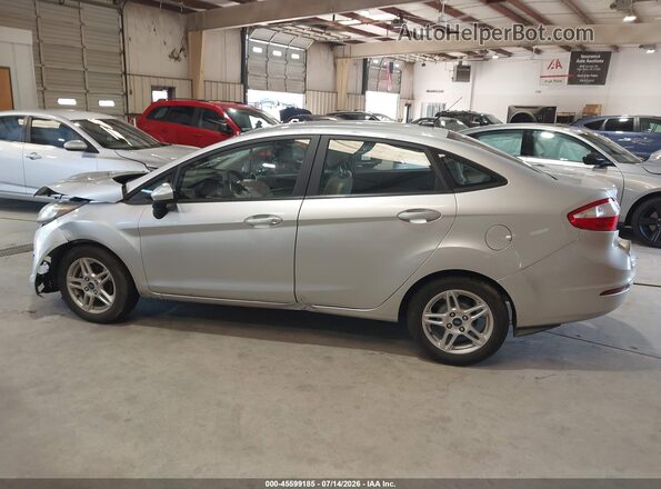 3FADP4BJ3JM126707 2018 FORD FIESTA Silver Vista interior de 360 grados