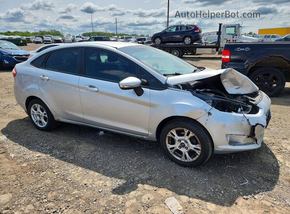 3FADP4BJ4GM107382 2016 FORD FIESTA Silver Przód prawy