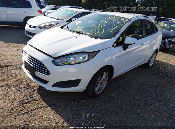 3FADP4BJ4JM124352 2018 FORD FIESTA White წინა მარცხენა ხედი სამი მეოთხედიდან