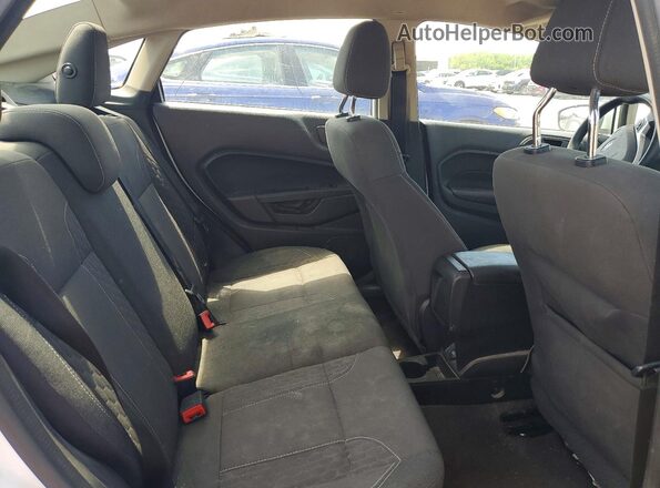 3FADP4BJ5KM124362 2019 FORD FIESTA Белый Вид задних сидений