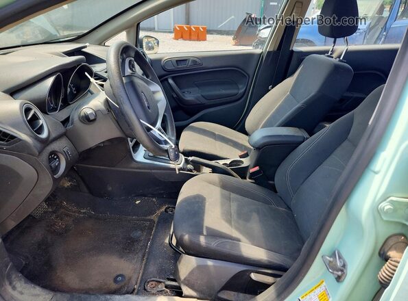 3FADP4BJ6HM147206 2017 FORD FIESTA Бирюзовый Вид салона спереди