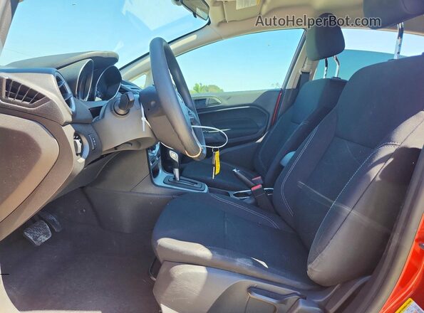 3FADP4BJ6JM112302 2018 FORD FIESTA Red Սալոնի դիմացի տեսք