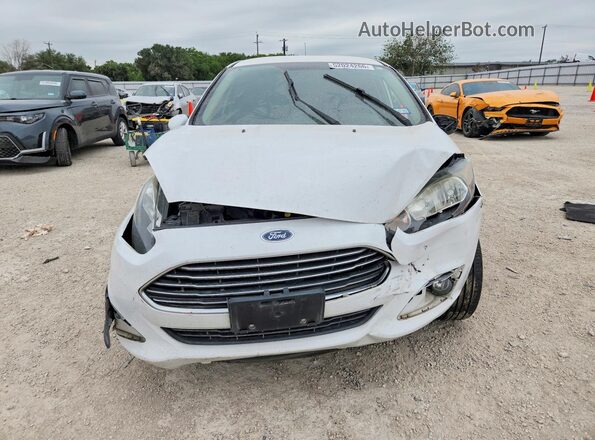 3FADP4BJ6KM106808 2019 FORD FIESTA White Widok z przodu