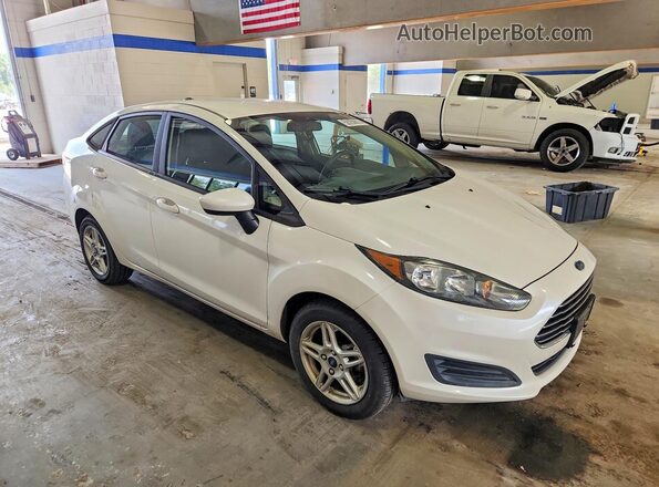 3FADP4BJ6KM129084 2019 FORD FIESTA Белый Передняя правая четверть