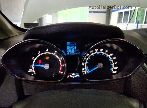 3FADP4BJ6KM129084 2019 FORD FIESTA Белый Вид щитка приборов