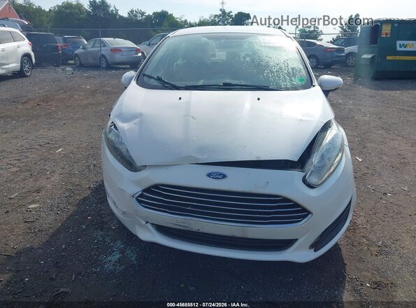3FADP4BJ7HM105014 2017 FORD FIESTA White Front view