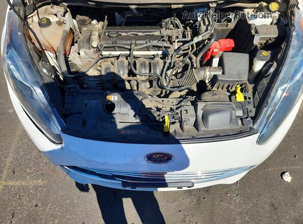 3FADP4BJ7HM129510 2017 FORD FIESTA Белый Вид задней части салона