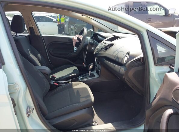 3FADP4BJ7HM150339 2017 FORD FIESTA Light Blue Front interior view